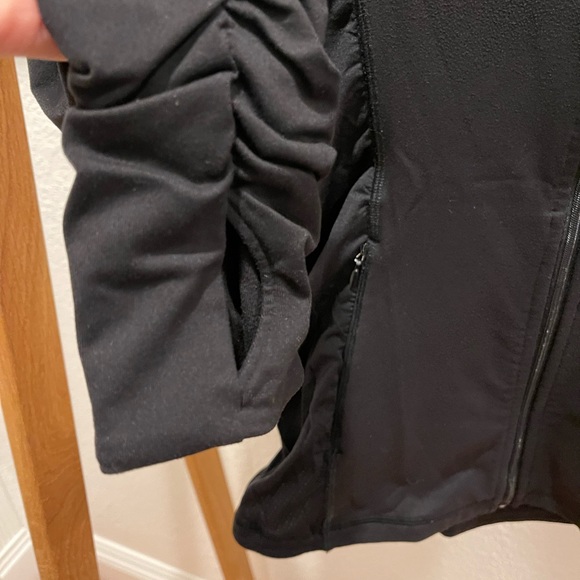 Victoria’s Secret Sport Jacket - Picture 4 of 7